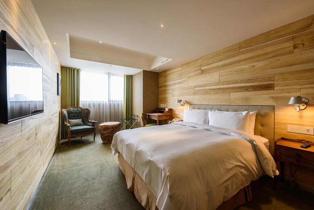Inhouse Hotel Taichung Exterior photo