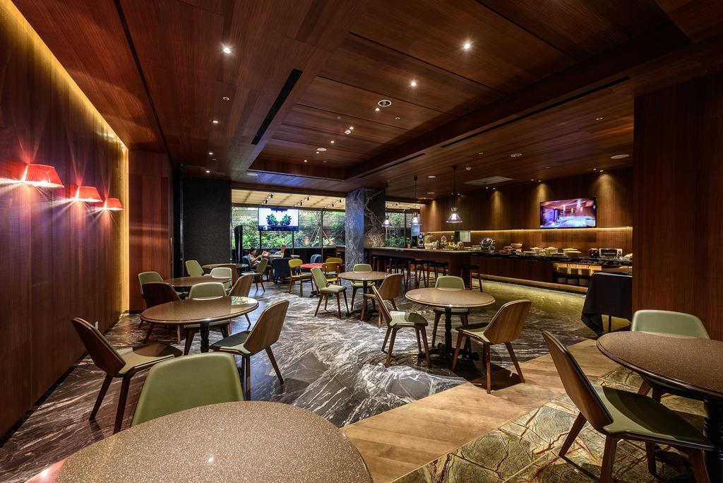 Inhouse Hotel Taichung Exterior photo