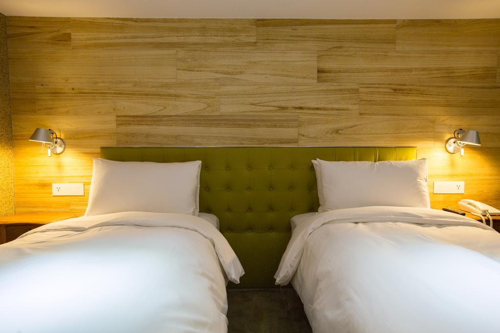 Inhouse Hotel Taichung Exterior photo
