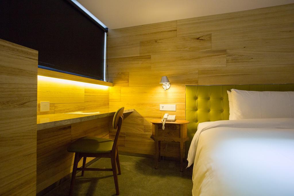 Inhouse Hotel Taichung Exterior photo