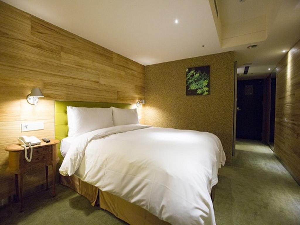 Inhouse Hotel Taichung Exterior photo