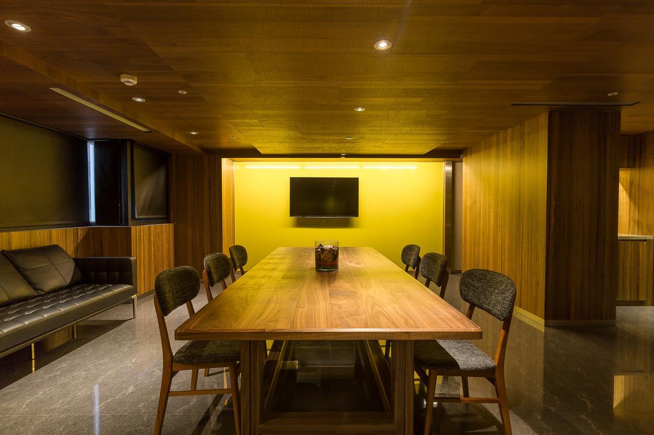 Inhouse Hotel Taichung Exterior photo